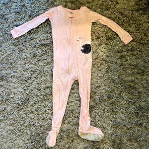 Carter’s 3T girl’s PJs- never worn!!